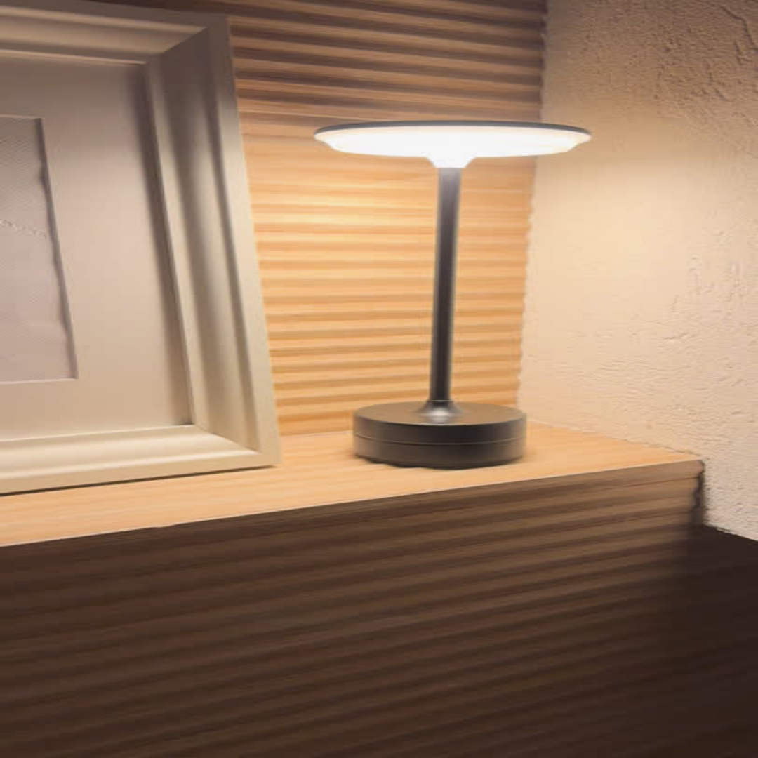 מנורה שולחנית נטענת - Gizmora Tech